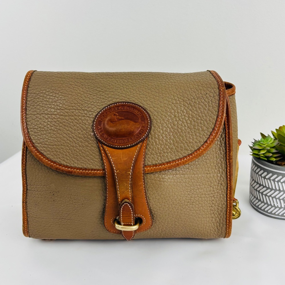 Vintage Dooney & Bourke All‎ Weather Leather Crossbody Bag Essex Flap Tan